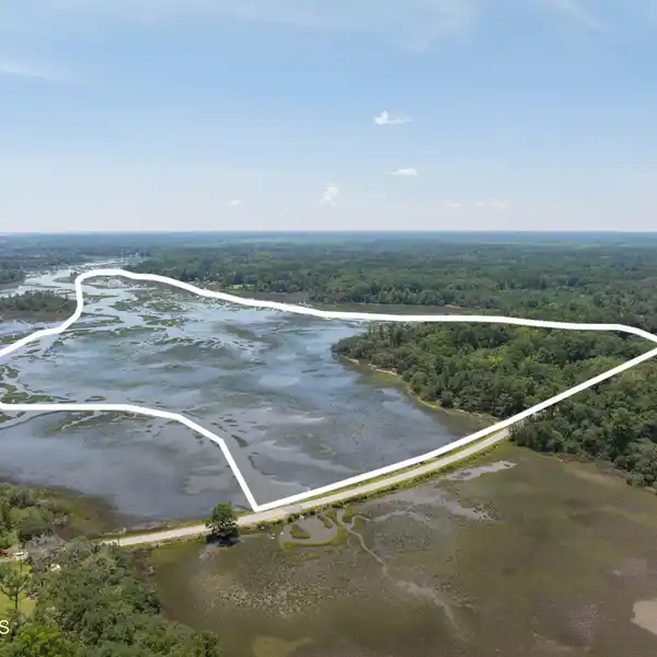LOWCOUNTRY WATERFRONT OASIS WITH ENDLESS POTENTIAL