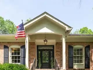 Privacy in a Prime Location