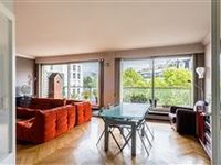 BRIGHT AND PEACEFUL DUAL-ASPECT APARTMENT WITH A LOVELY BALCONY
