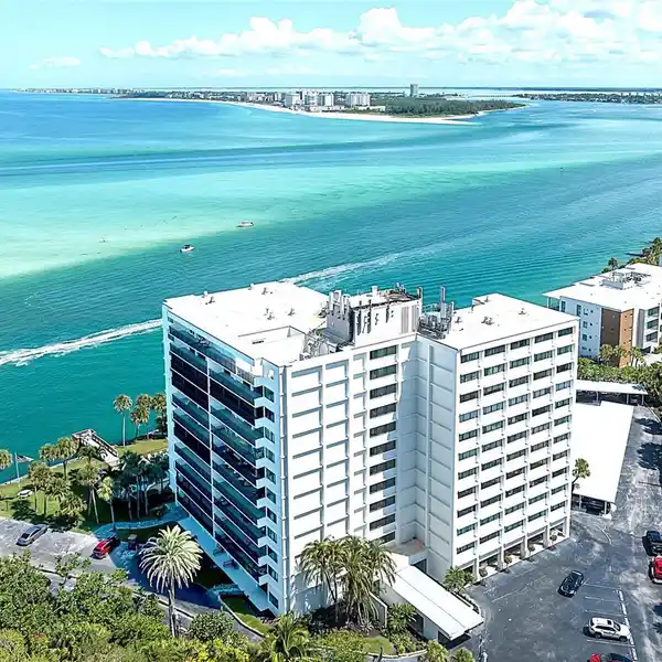 EXCEPTIONAL CONDO AT SIESTA TOWERS