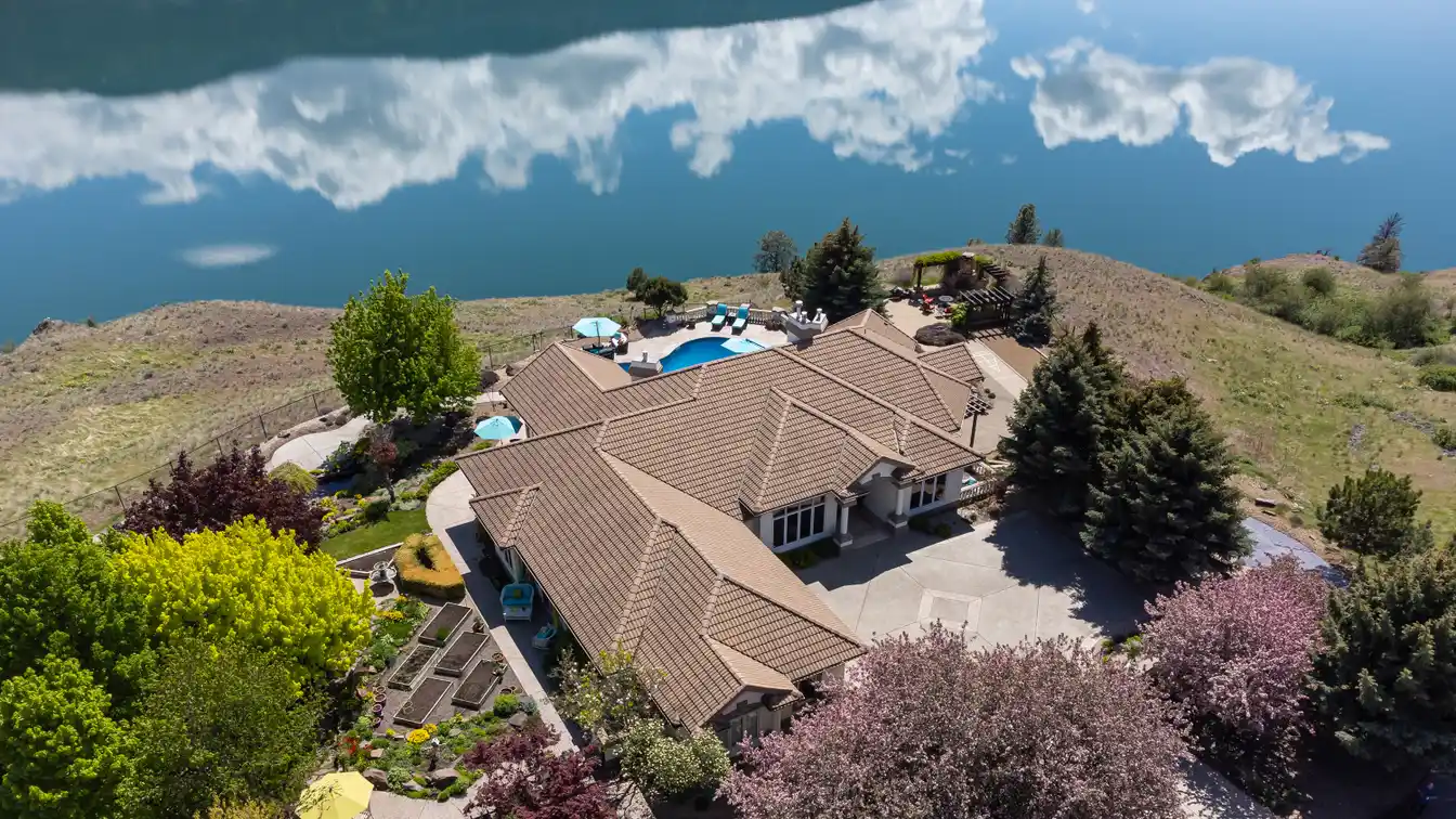 Sprawling Property with 180-degree Lake Views