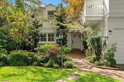 Open Modern Living with Timeless Charm