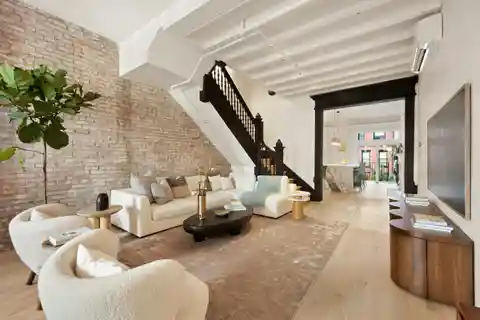 Renovated Limestone Townhouse in Historic Hamilton Heights