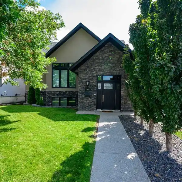 ONE-OF-A-KIND OPEN CONCEPT BUNGALOW