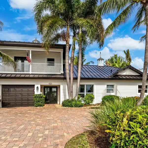 REMASTERED WEST INDIES-INSPIRED DEEPWATER ESTATE