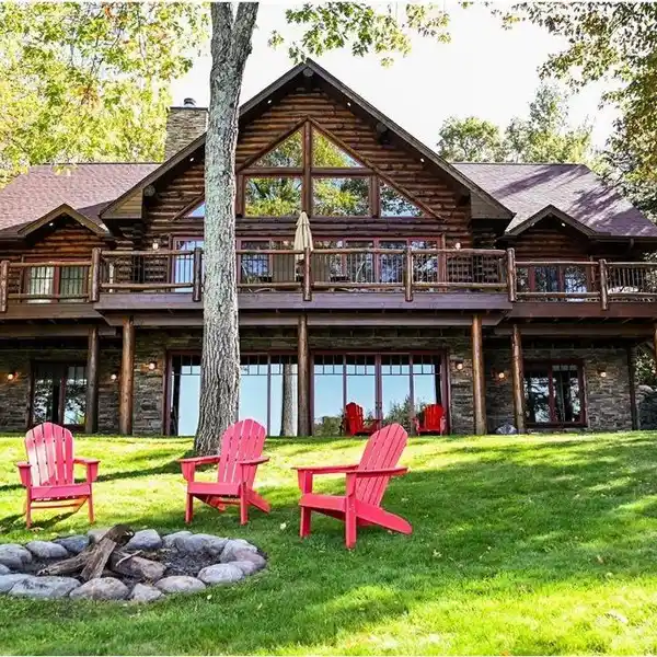 TIMELESS RETREAT ON DAGGETT LAKE