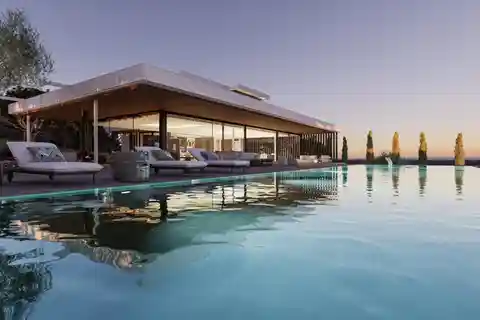 The Ultimate Expression of Luxurious Simplicity