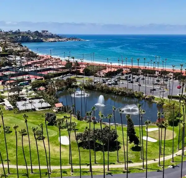 BRIGHT, SPACIOUS HOME NEAR LA JOLLA SHORES