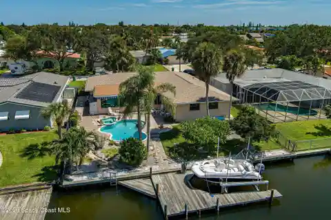 Custom Waterfront Paradise Home