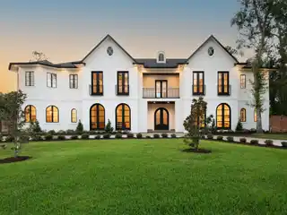 Incredible New Construction