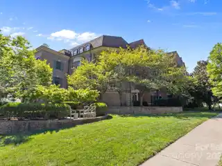 Incredible Luxury Unit in the Cherokee