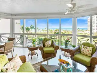 Spectacular Beachfront Unit in Brittany at Park Shore