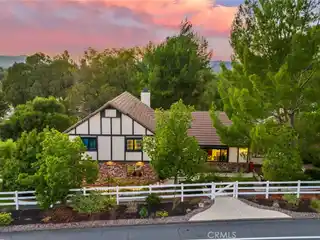 Luxury Family Living with Smart Home Features