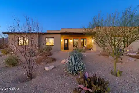 Beautiful Home in Gated Rancho Soldados
