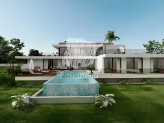 Wonderful Contemporary Villa