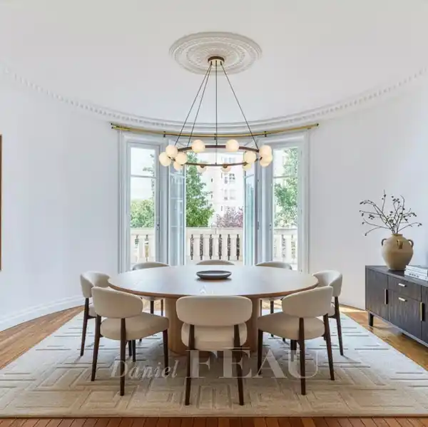 ELEGANT APARTMENT IN A PEACEFUL SETTING