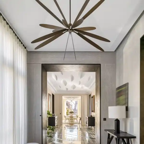 OUTSTANDING APARTMENT WITH WONDERFUL VIEWS OF THE EIFFEL TOWER