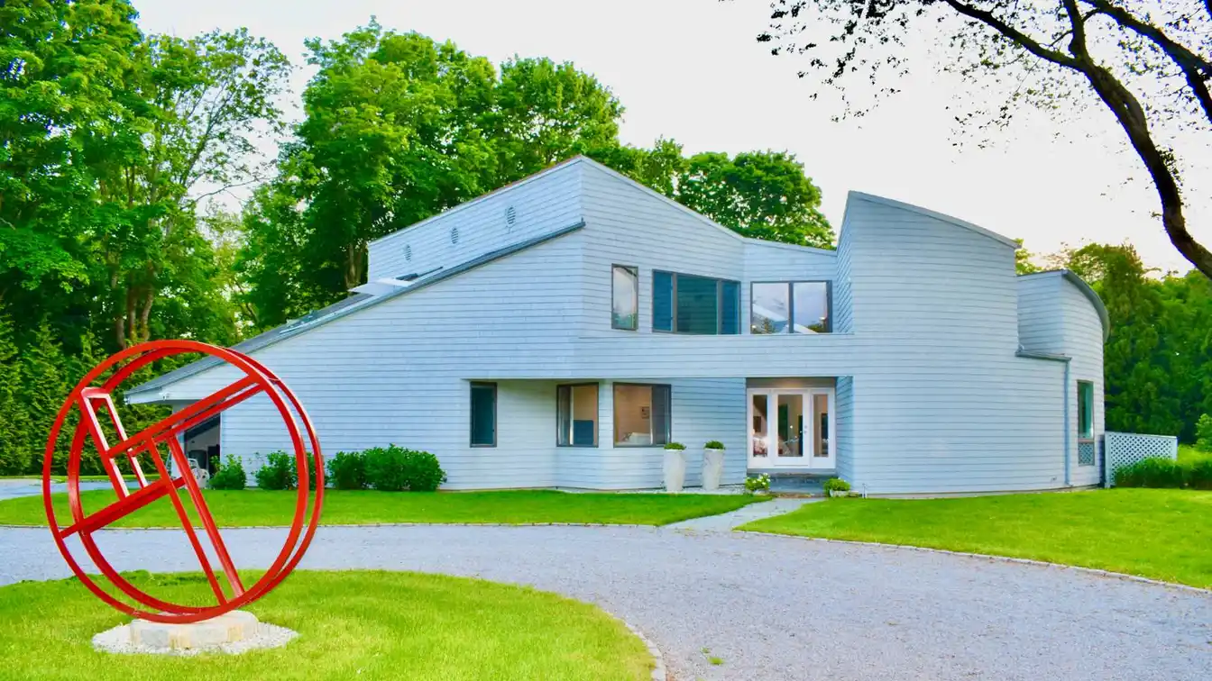 Perfectly Created Modern Oasis for Rent