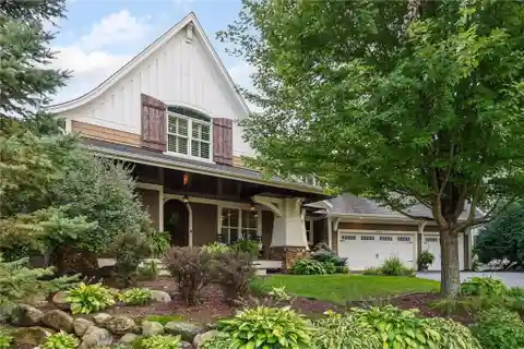 Luxury and Comfort with Custom Stonework