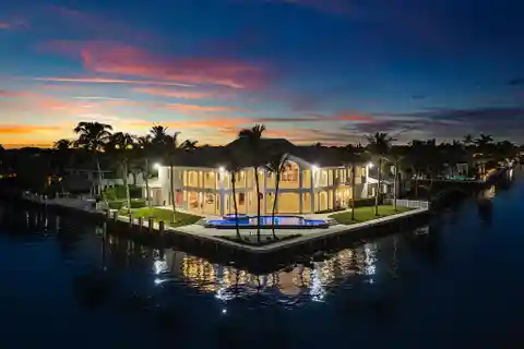Exceptional Point Lot Waterfront Estate