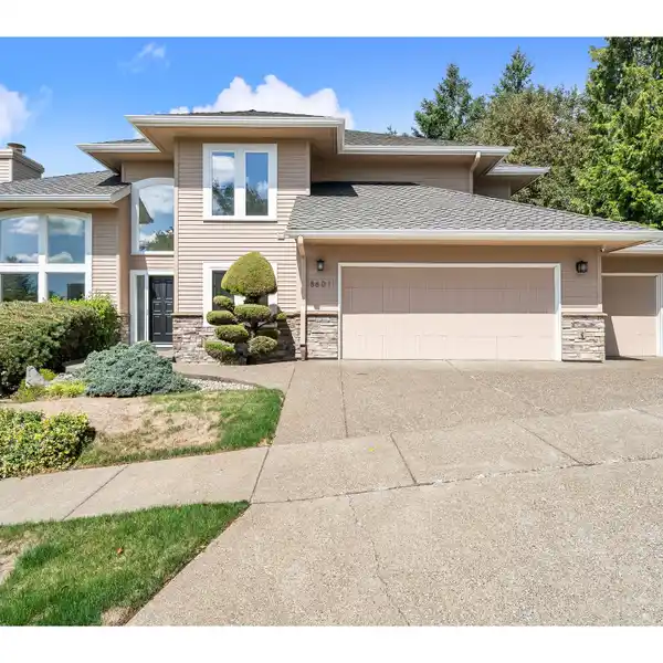 LUXURY MEETS COMFORT IN FOREST HEIGHTS