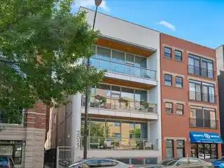 Impressive Duplex Down in Unbeatable Location