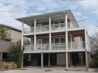 Classic Beach House on Block from the Ocean