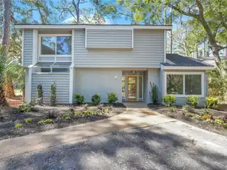 Newly Remodeled Home in the Exclusive Bridgeport Community