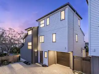 Elegant Brand-New Home with Stunning Views