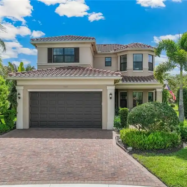 PRIVATE PARADISE IN STONECREEK