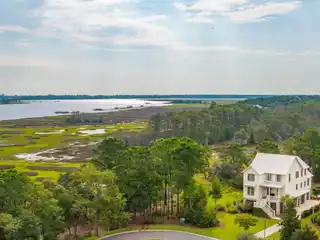Coastal Retreat on the Stono River in Rushland Plantation