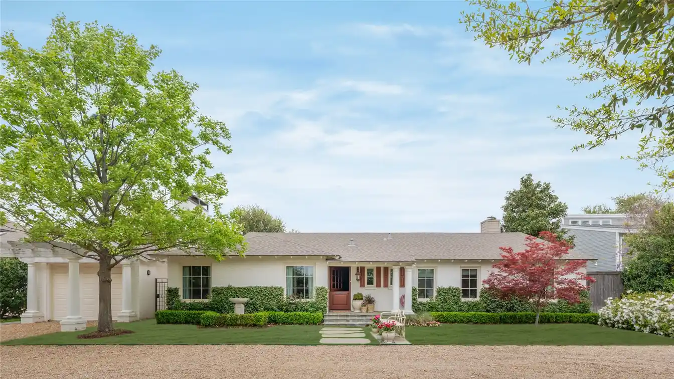Private Retreat in Preston Hollow