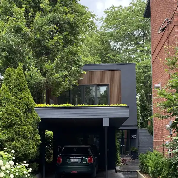 ARCHITECTURAL SHOWPIECE ON ICONIC DUNBAR ROAD