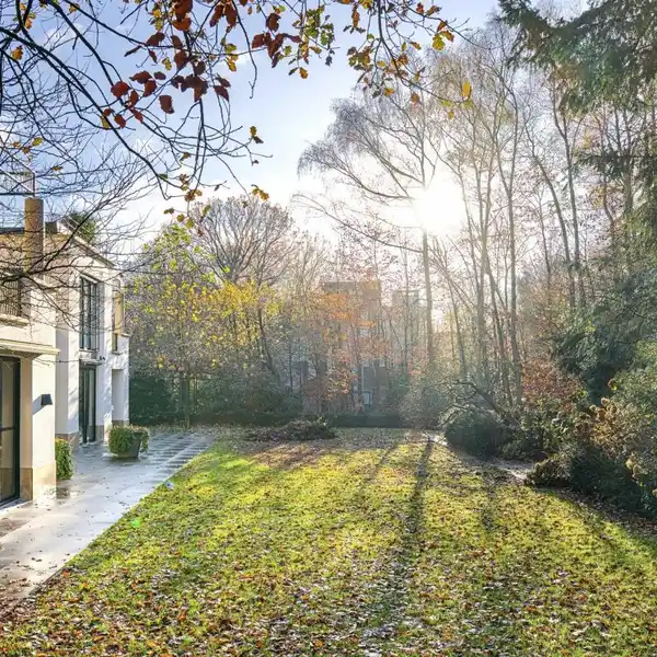 EXCEPTIONAL RENOVATED APARTMENT IN EXCLUSIVE JARDINS DE BABYLONE ESTATE