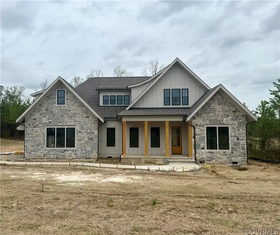 Magnificent Home in Breeze Hill