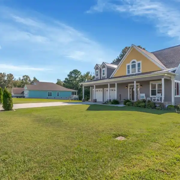 CUSTOM BEAUTY ON TIM'S FORD LAKE