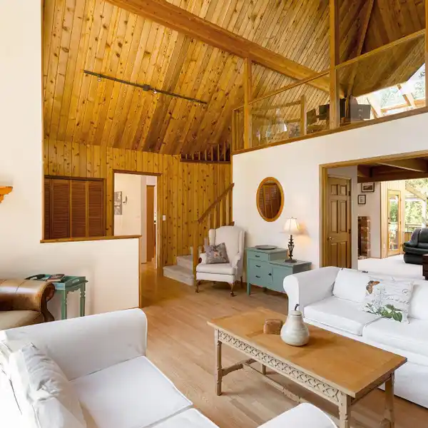 LIVE A DREAM RURAL LIFESTYLE ON 3.24 FLAT ACRES