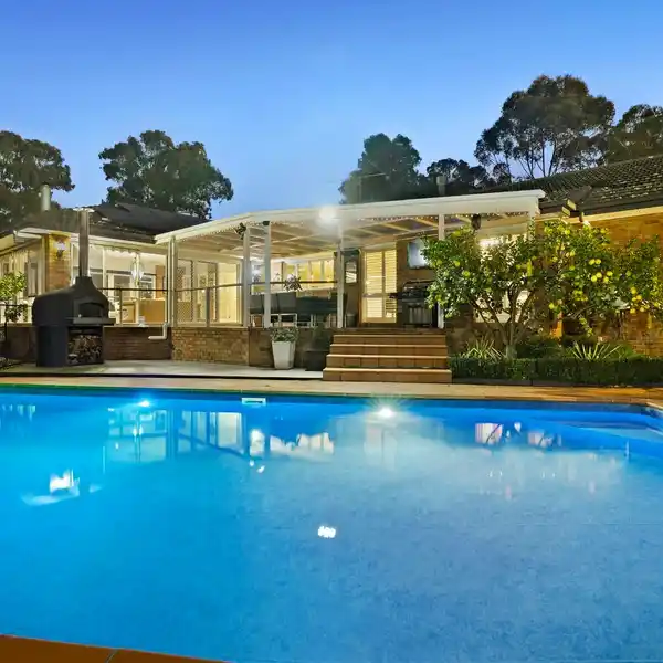 TRANQUIL ONE-ACRE OASIS