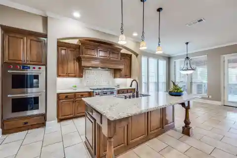 Exceptional Home in Prestigious Castle Hills