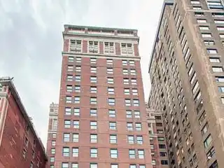 Dramatic Penthouse on East Lake Shore Drive