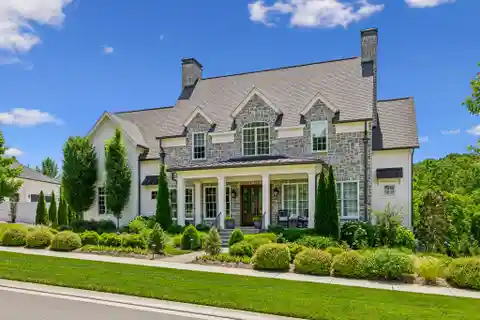 Elegant Retreat in the Heart of the Grove