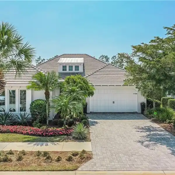 METICULOUSLY MAINTAINED HOME IN THE ISLES OF COLLIER PRESERVE