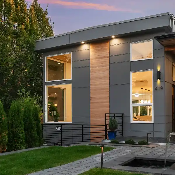 LUXURY AND COMFORT IN COVETED WEST OF MARKET