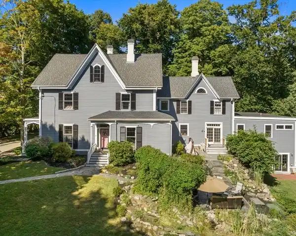 UPDATED CIRCA 1847 VICTORIAN HISTORIC HOME
