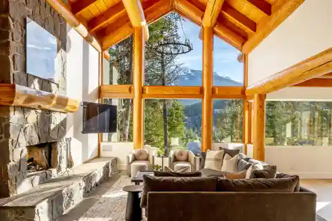 Post-And-Beam Chalet Offers Breathtaking Views of Blackcomb Mountain