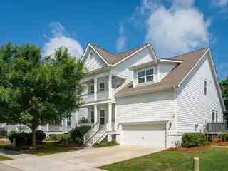 Beautiful Residence in Sought-After Oyster Point