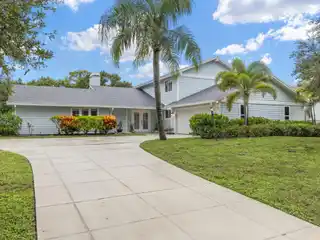 Upgraded Jupiter Gem with Timeless Curb Appeal