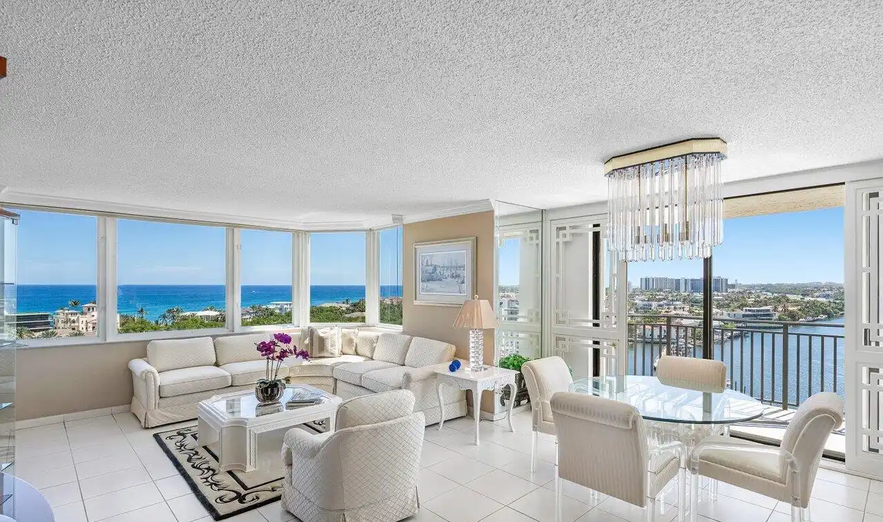 High-floor Corner Home with Amazing Views