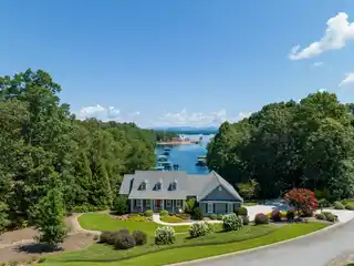 Stunning Mountain Views Along the Shores of Lake Keowee