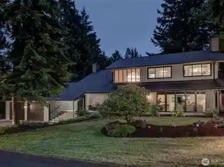 Beautifully Updated Mid-Century Modern Home